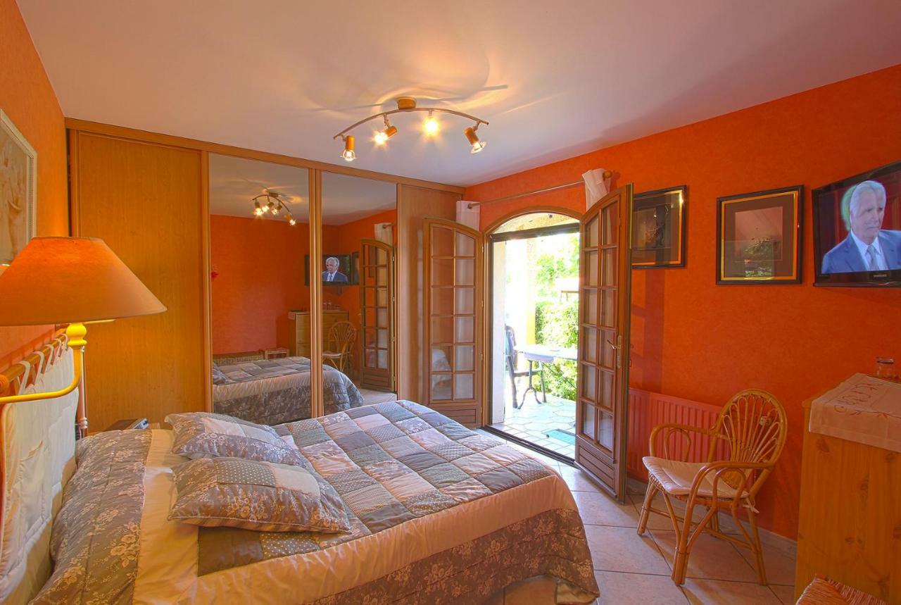 La Planquette Bed & Breakfast Castelnou Bagian luar foto
